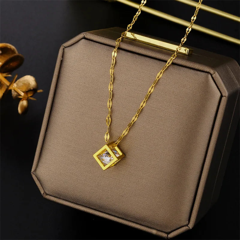 Collier Zircon en Cube