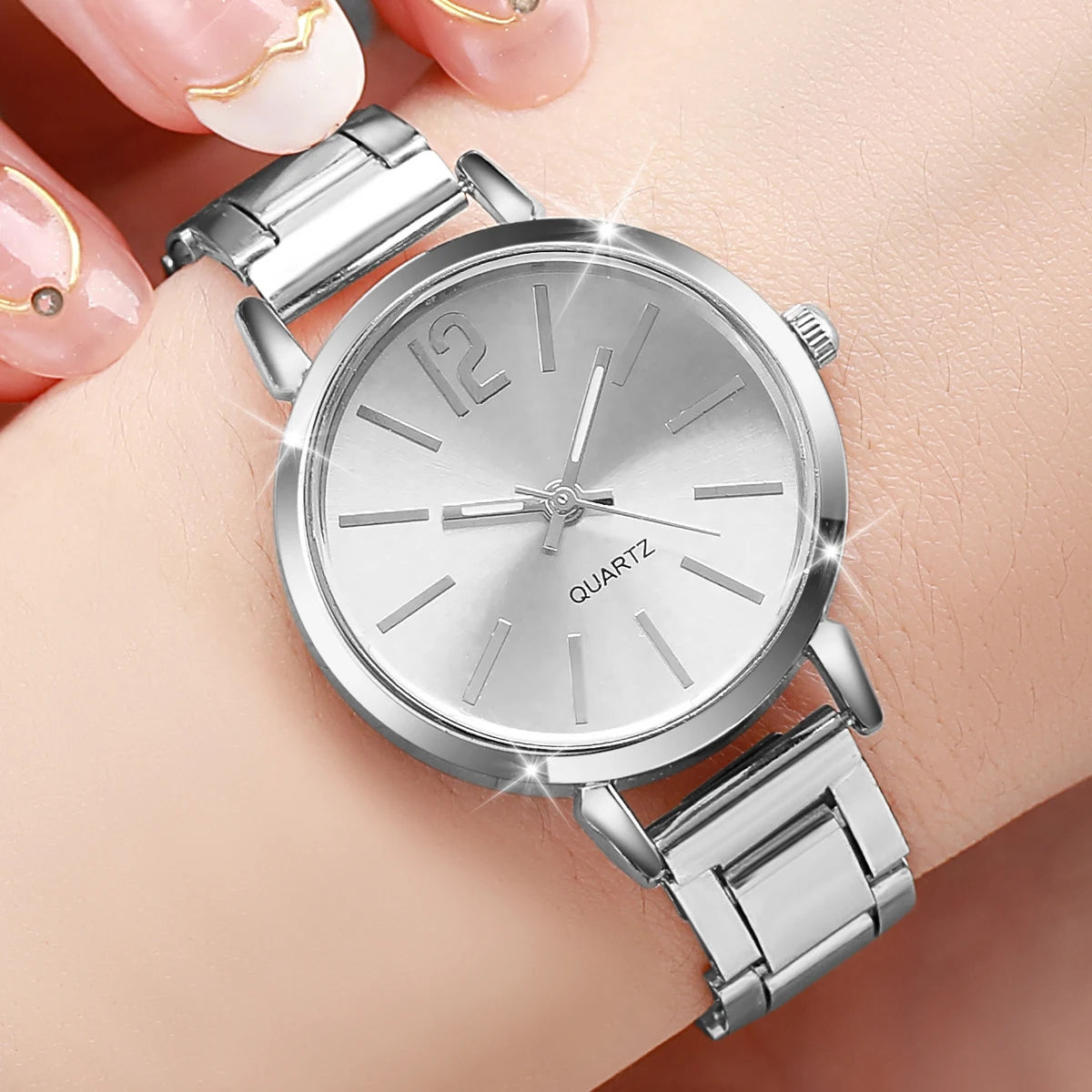 Montres Quartz ( bracelet offert)